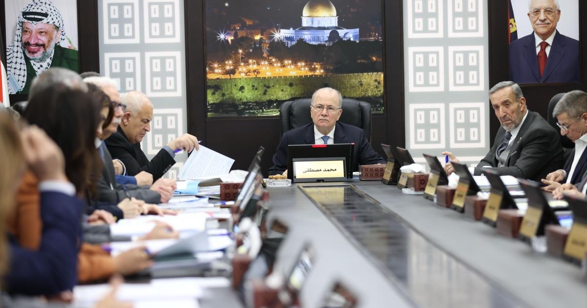 مجلس الوزراء الفلسطيني يقرّ تشكيل فريق لضبط جودة البضائع ويجدد مطالبته بوقف العدوان الإسرائيلي على غزة