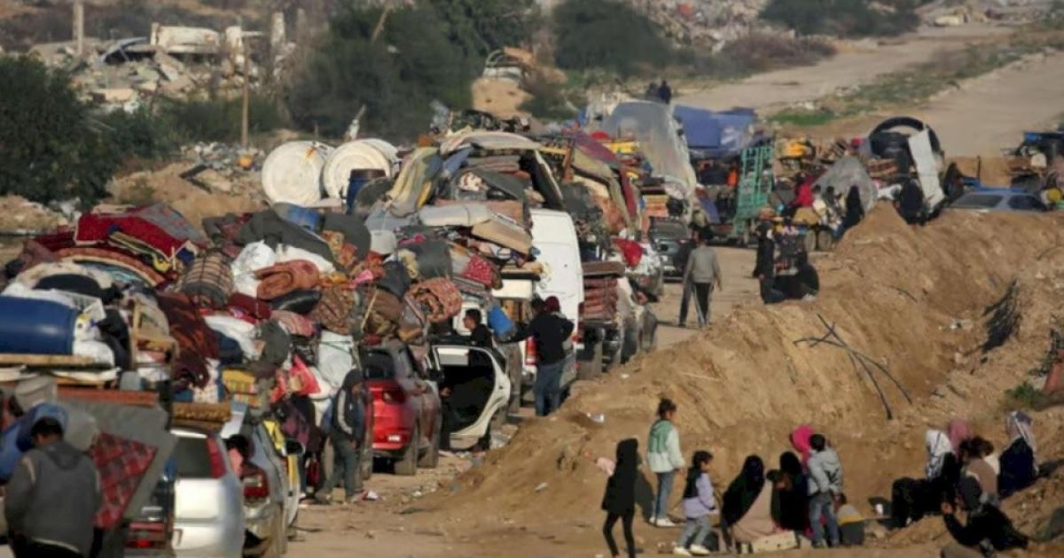 خطة إسرائيلية لتهجير أولي لـ100 مواطن من غزة إلى إندونيسيا تحت غطاء "العمل المؤقت"