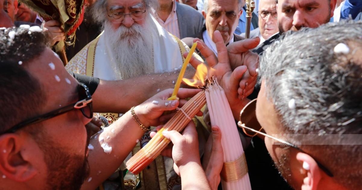 الاحتلال يقيد احتفالات "سبت النور" في القدس والضفة: حضور محدود وإجراءات عسكرية مشددة