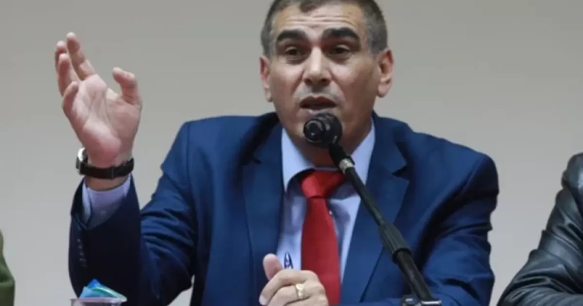 الاحتلال يعتقل الصحفي ناصر اللحام بعد تدمير محتويات منزله