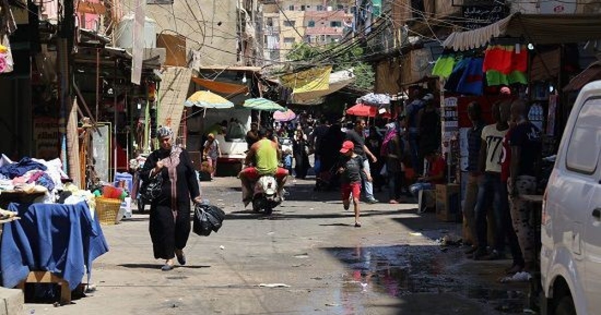 الغلاء وغياب الدعم يهوي بحياة لاجئي مخيم برج البراجنة ويهدد بانفجار اجتماعي