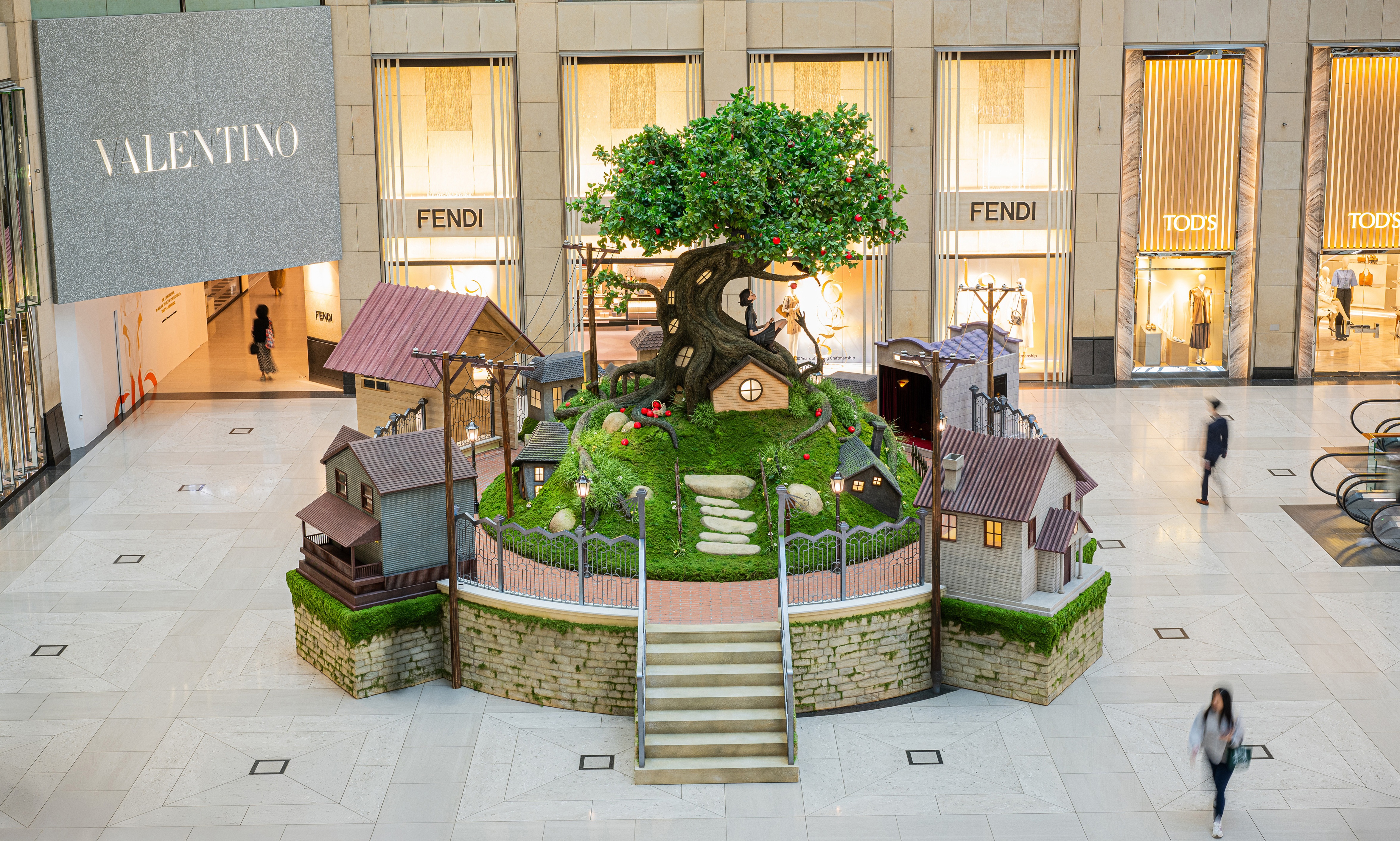 LANDMARK Unveils Lauren Tsai's World Debut Installation "My Dream : Our Hill" for Hong Kong Arts Month
