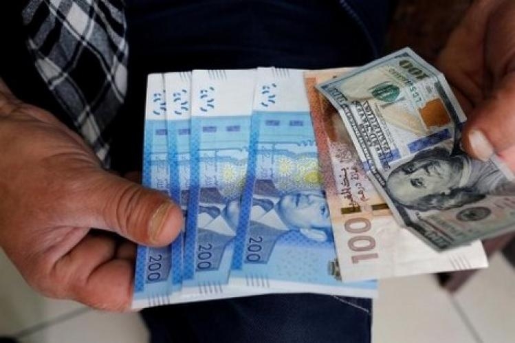 الدرهم يرتفع مقابل الأورو والدولار