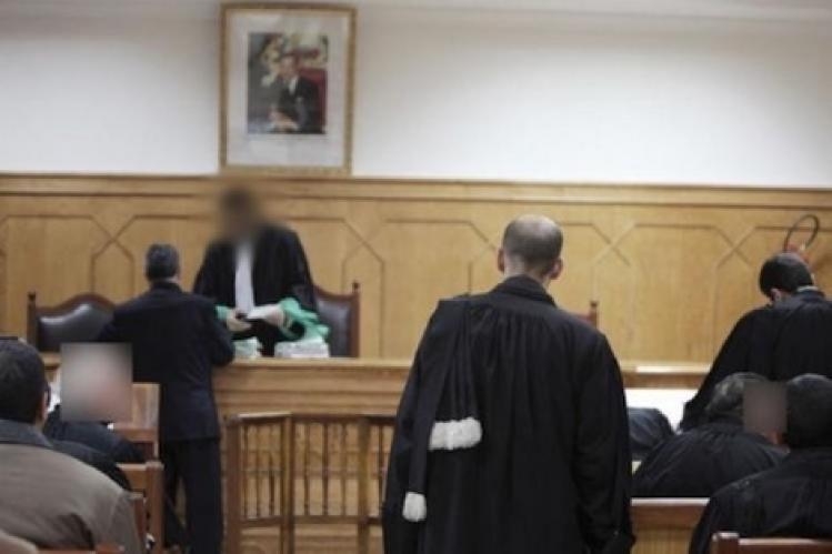 إدانة عصابة تقودها محامية بفاس نصبت على رجال أعمال في الملايين و'تنازلات' أنقذتها من عقوبة مشددة