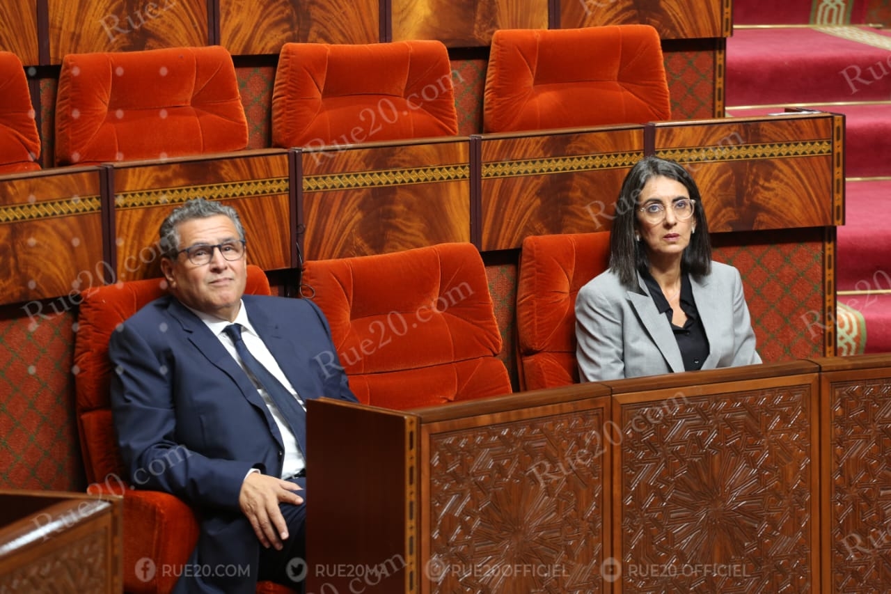رفع نسبة النمو وتقليص عجز الميزانية وخلق فرص الشغل.. رئيس الحكومة يحدد أولويات مشروع قانون المالية 2026