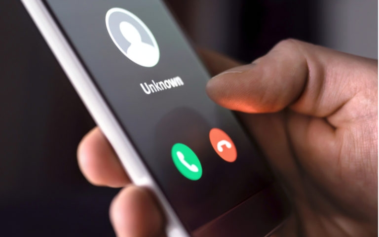 إدارة الدفاع تحذر من برنامج تجسس على هواتف أندرويد