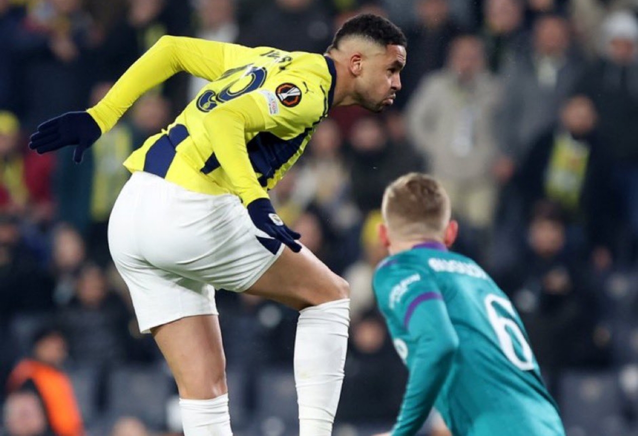 النصيري يواصل التهديف بالتسجيل بقميص فنربخشة التركي في الدوري الأوربي
