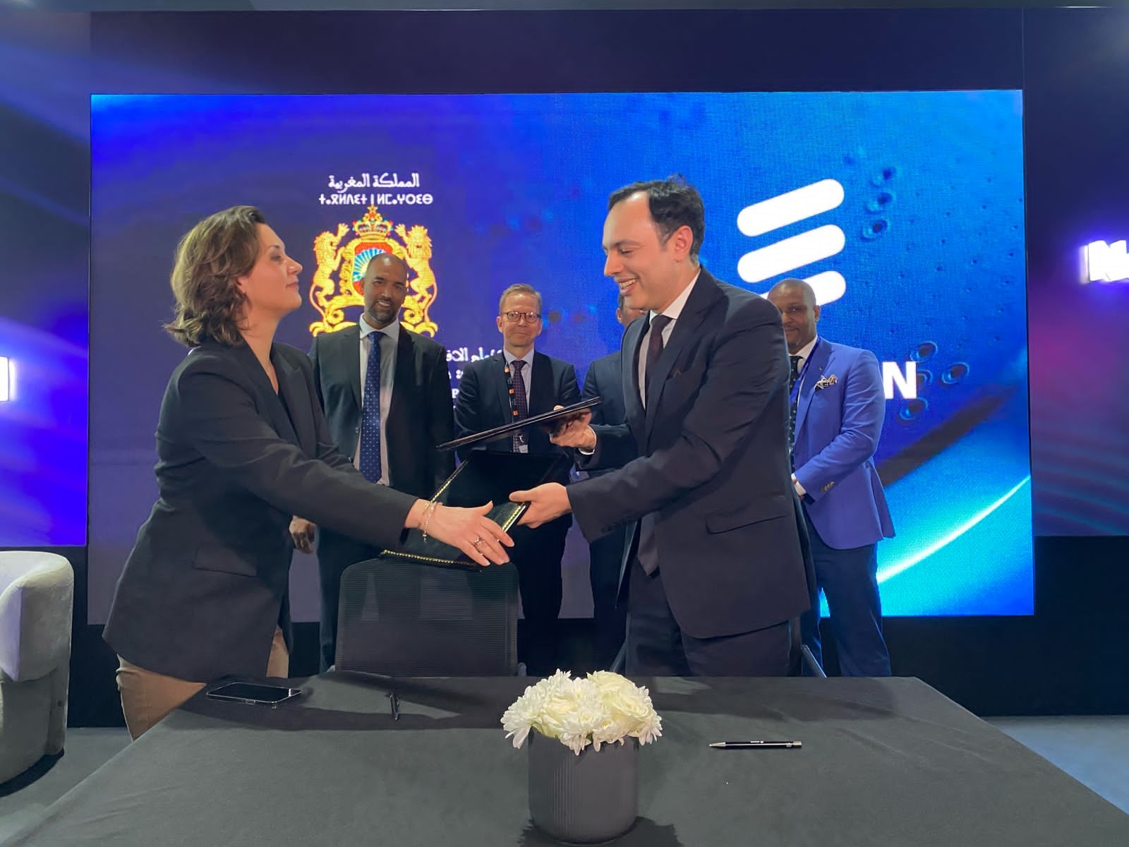السكوري يوقع اتفاقية شراكة مع العملاق إريكسون لخلق مناصب شغل وتوفير التقنيات الحديثة للشباب المغربي