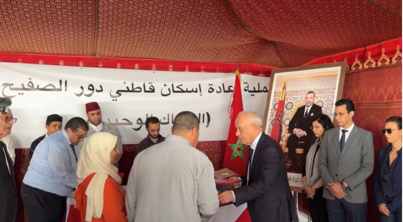 وسط إشادة بالشفافية والنجاعة…مهيدية يسلم شقق سكنية لقاطني حي الصفيح بالحي الحسني بالدارالبيضاء
