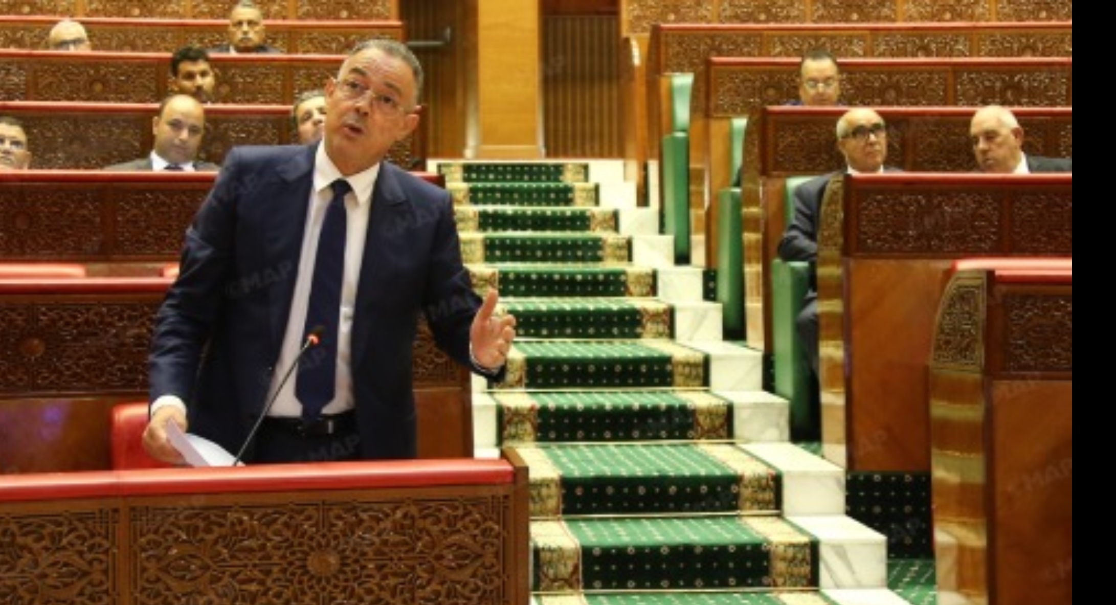 لقجع : حكامة الصفقات العمومية إحدى الركائز الأساسية لحكامة التدبير