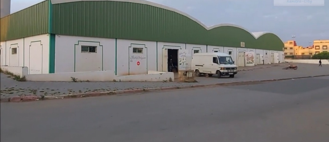 أسواق نموذجية تتحول إلى بنايات مهجورة بالقنيطرة ومجلس المدينة يضخ الملايين لإحداث أخرى جديدة