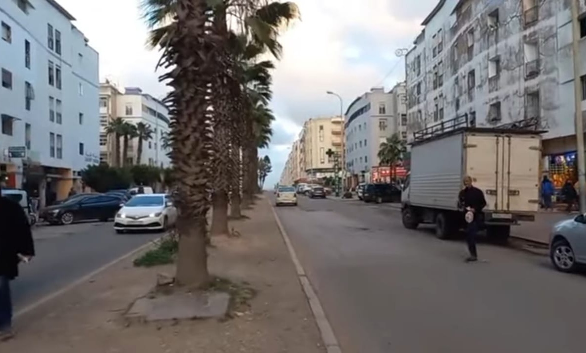 أشغال شارع بالجديدة بـ8 ملايير تصطدم بجدار البطئ