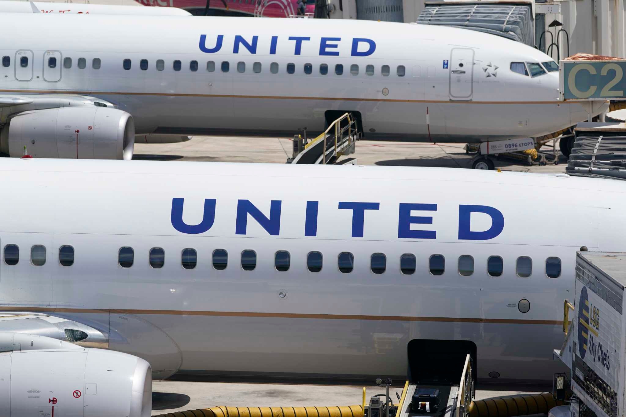 United Airlines flight circles SFO skies as crews inspect ‘maintenance' light