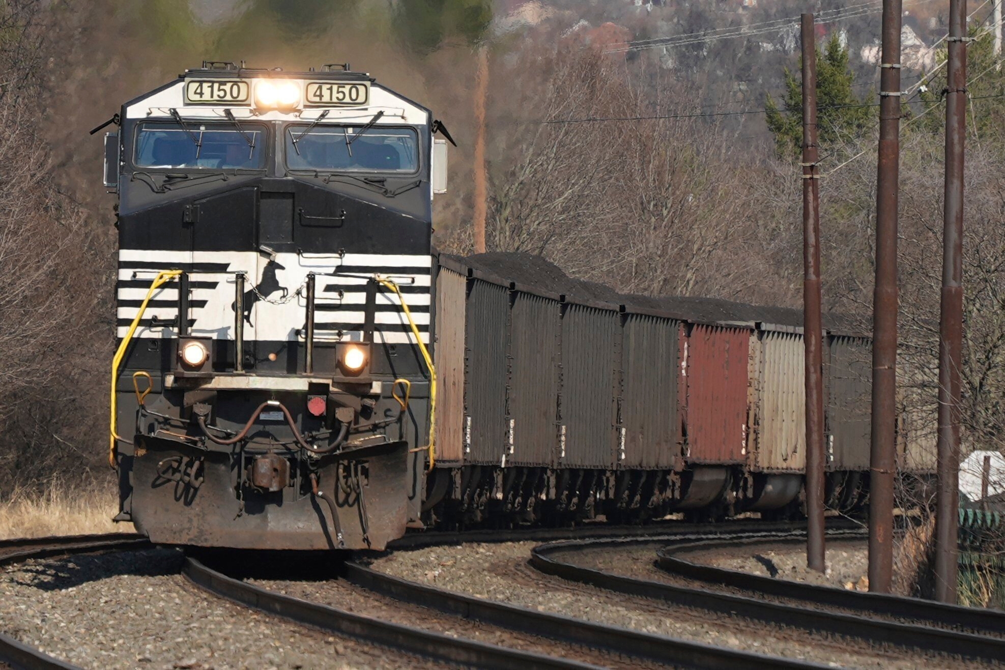 Norfolk Southern's East Palestine insurance payments continue to lift profits in first quarter