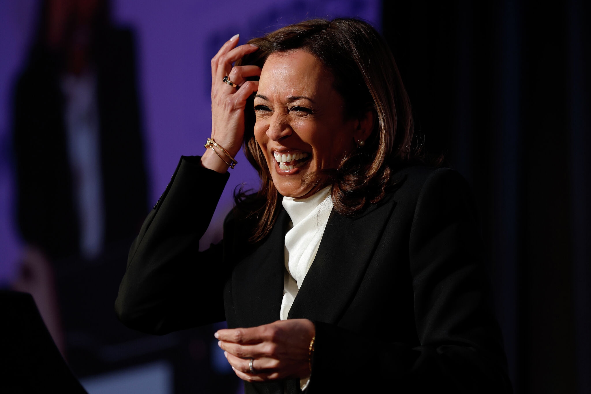 Kamala Harris goes viral for learning TikTok dance before S.F. speech