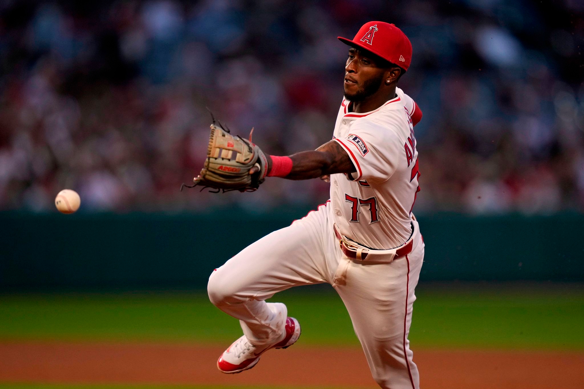 Angels activate reliever Robert Stephenson and DFA infielder Tim Anderson
