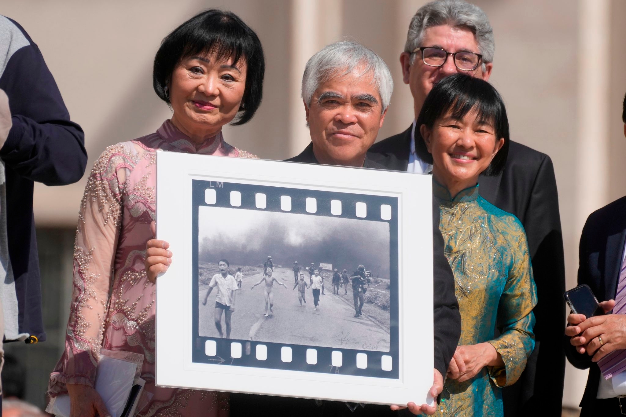Associated Press finds 'no definitive evidence' to change credit for famous Vietnam War photo
