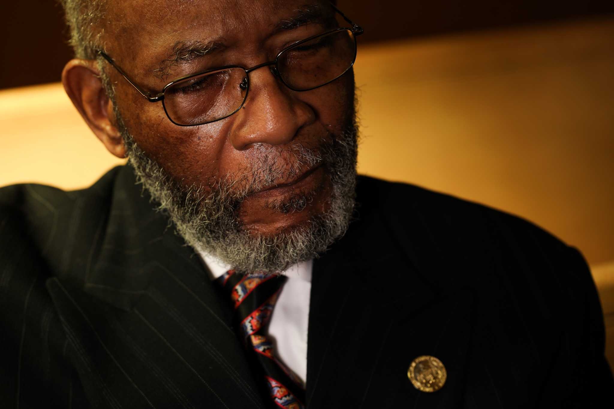 Smithsonian to review whether to keep artifacts donated by S.F.'s Rev. Amos Brown