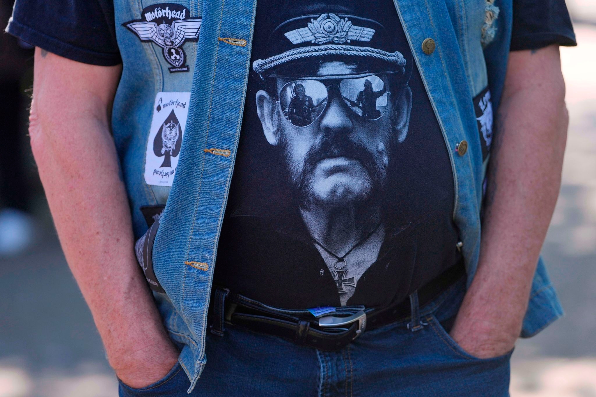 AP PHOTOS: Statue of late Motörhead frontman Lemmy unveiled in English hometown