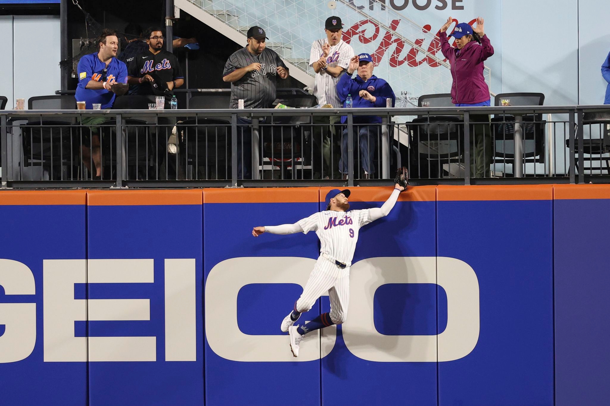 Baty hits tiebreaking homer in 7th inning to send Mets past punchless Pirates 2-1