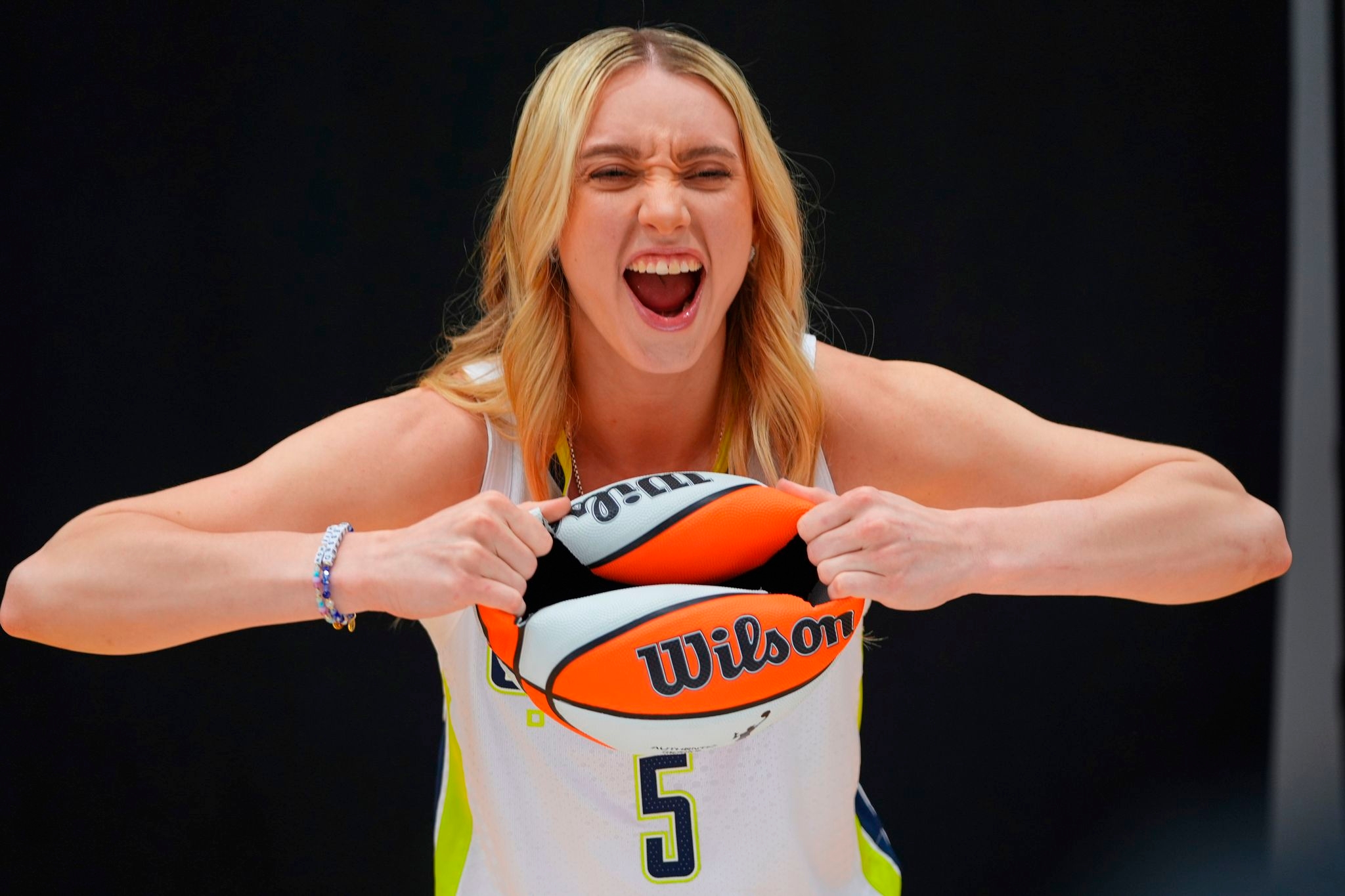 How to watch Paige Bueckers' WNBA debut, as her hometown pregames with 'Paige's 3-Point Pale' ale