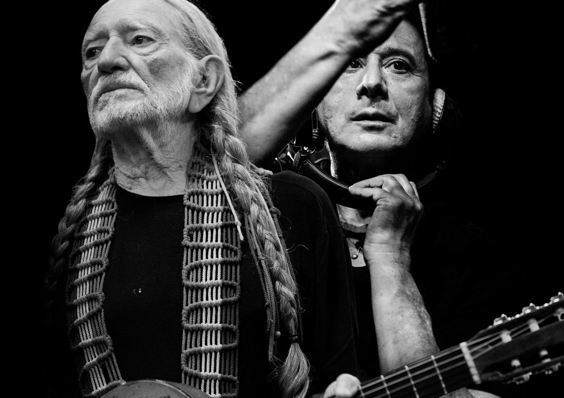 Steve Perry sings Journey's ‘Faithfully' for the first time in 30 years — with Willie Nelson