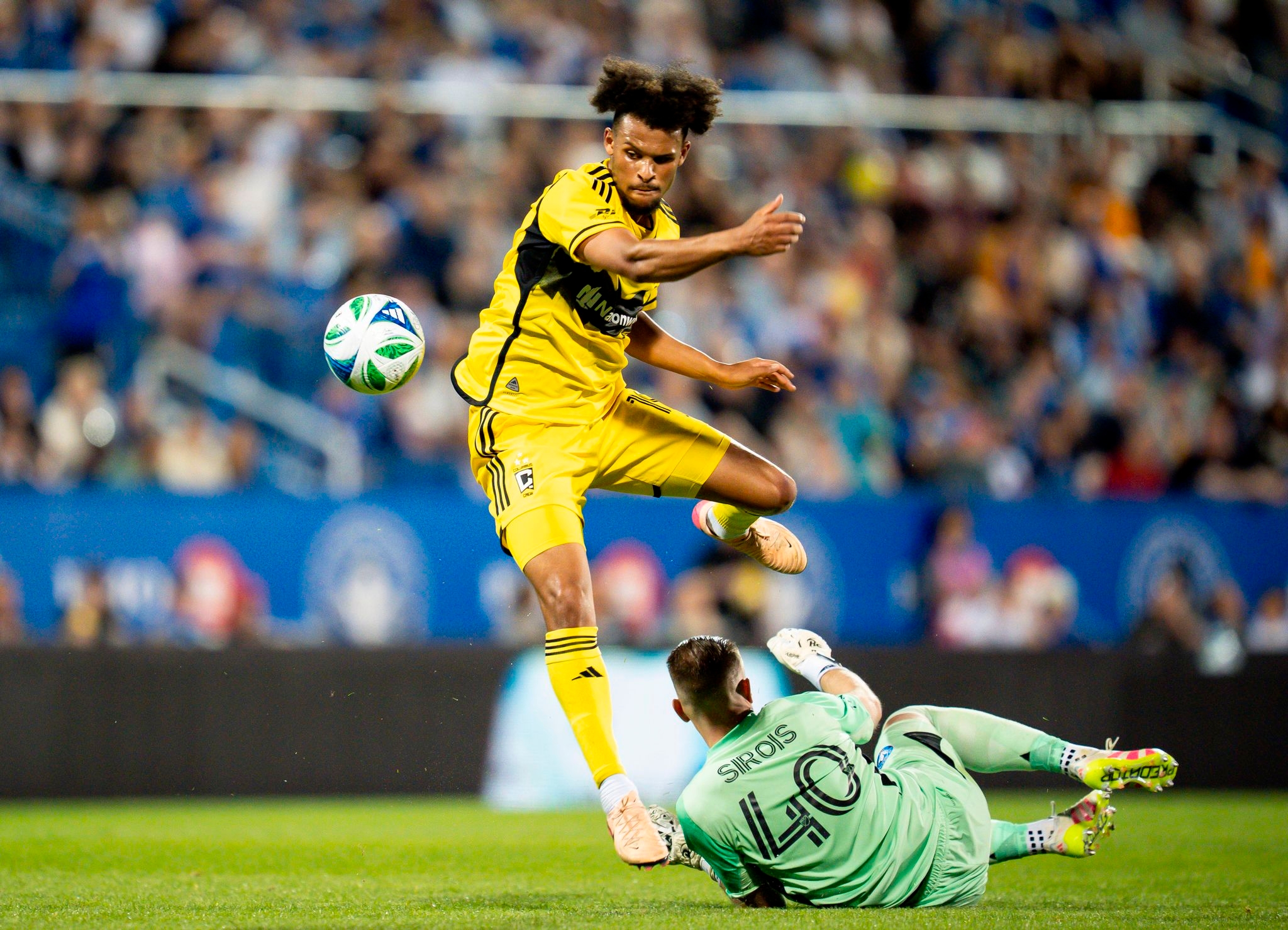 Russell-Rowe's goal pushes Columbus Crew to 1-1 draw against feisty CF Montreal