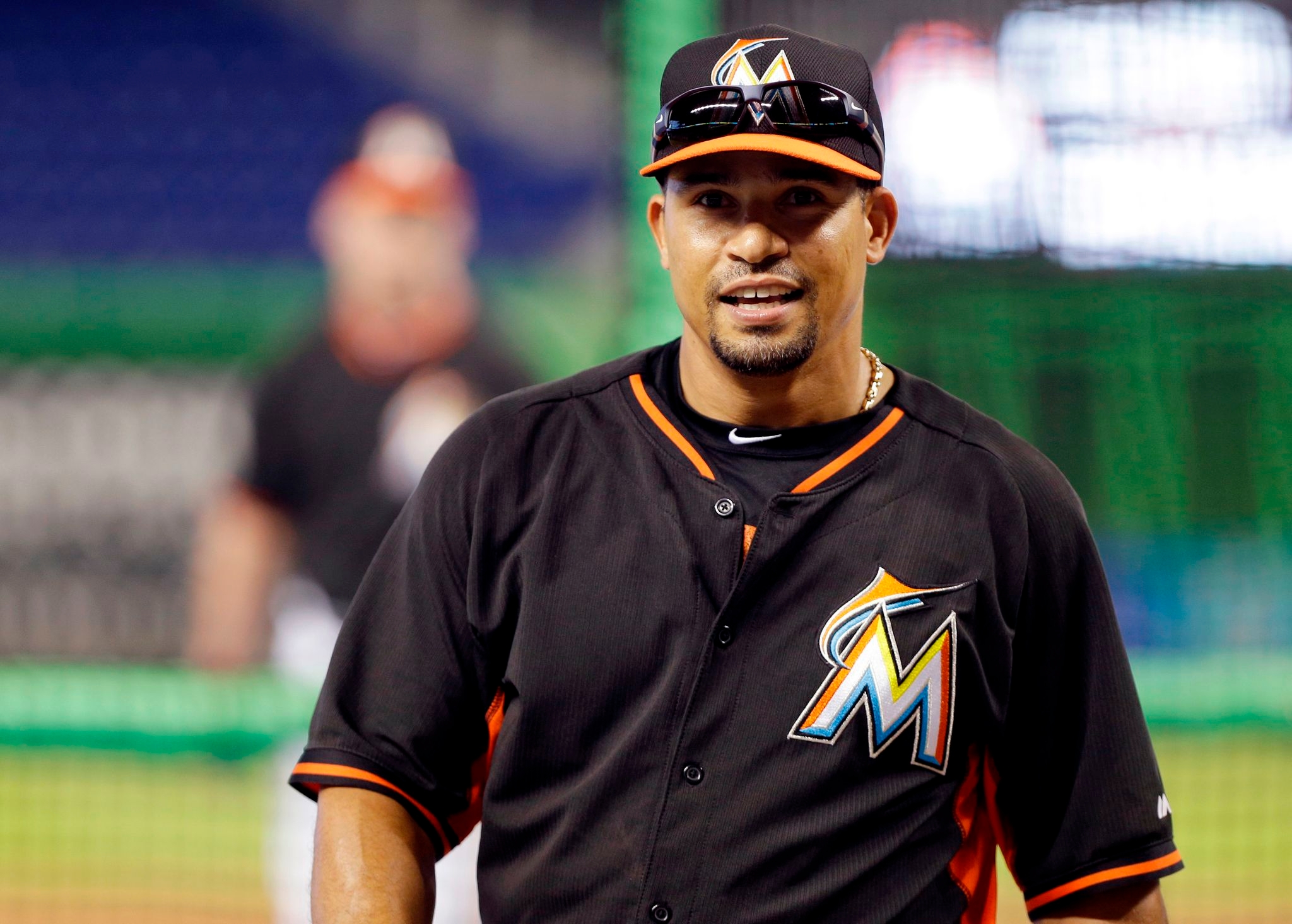 Former MLB star Rafael Furcal charged in rock-throwing road rage incident, police say