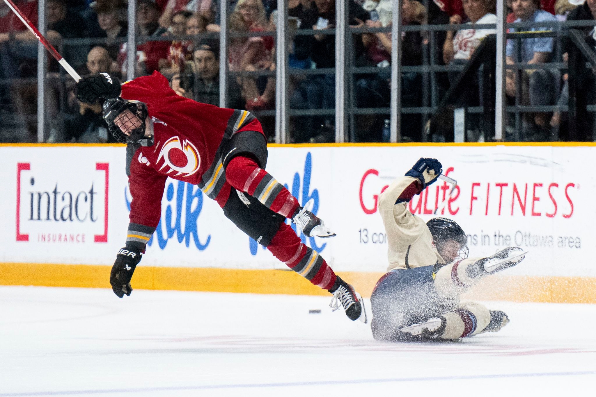 Ottawa Charge advance to the PWHL championship series, beating Montreal 2-1 in Game 4