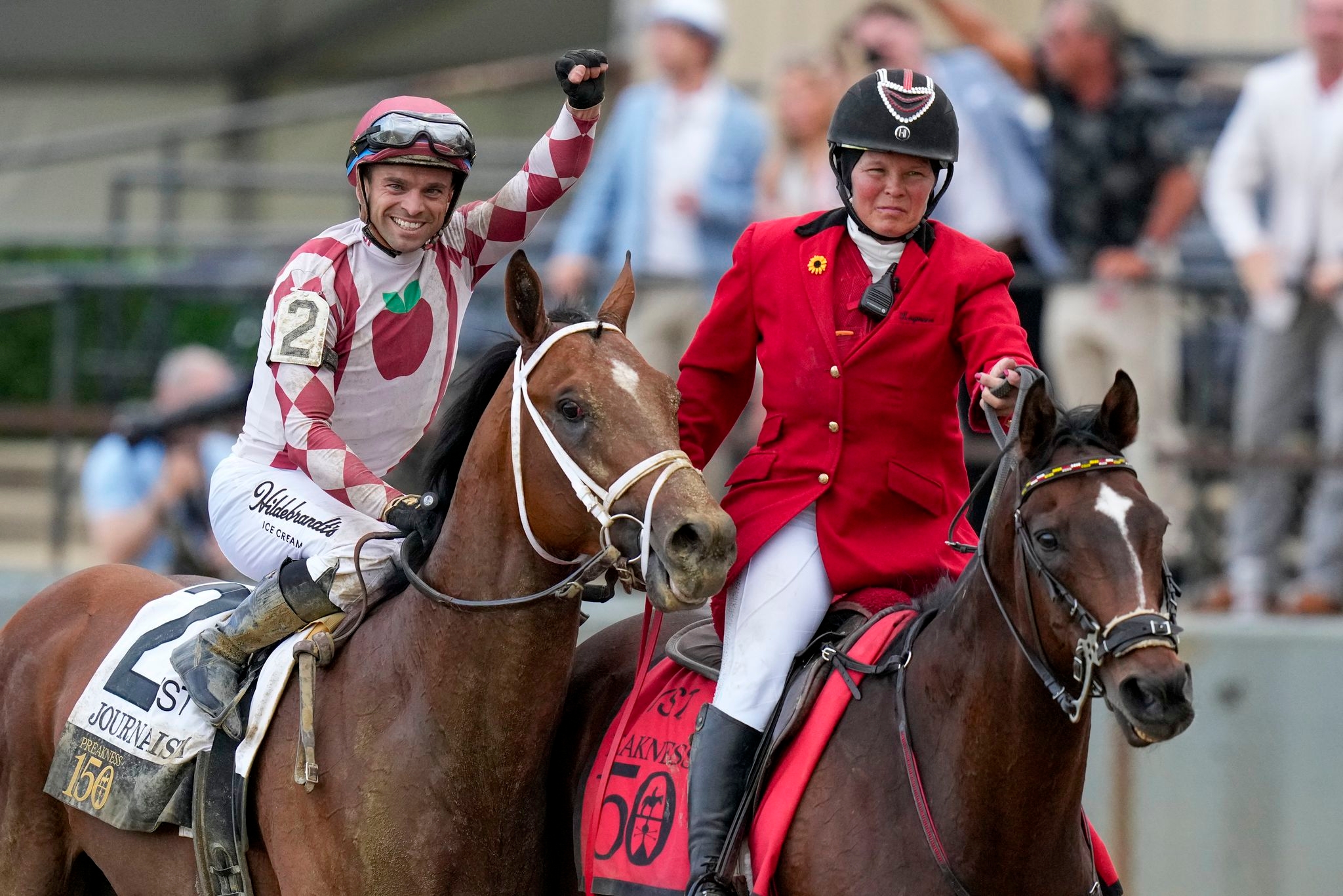 Rispoli's wild ride aboard Journalism makes him the first Italian jockey to win a Triple Crown race