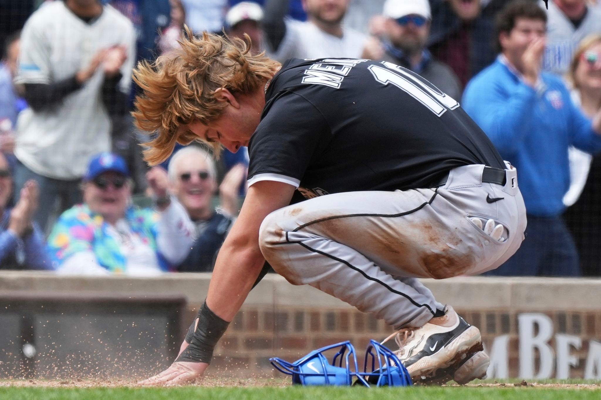 Pete Crow-Armstrong powers Cubs to 6-2 win over White Sox for 3-game sweep at Wrigley