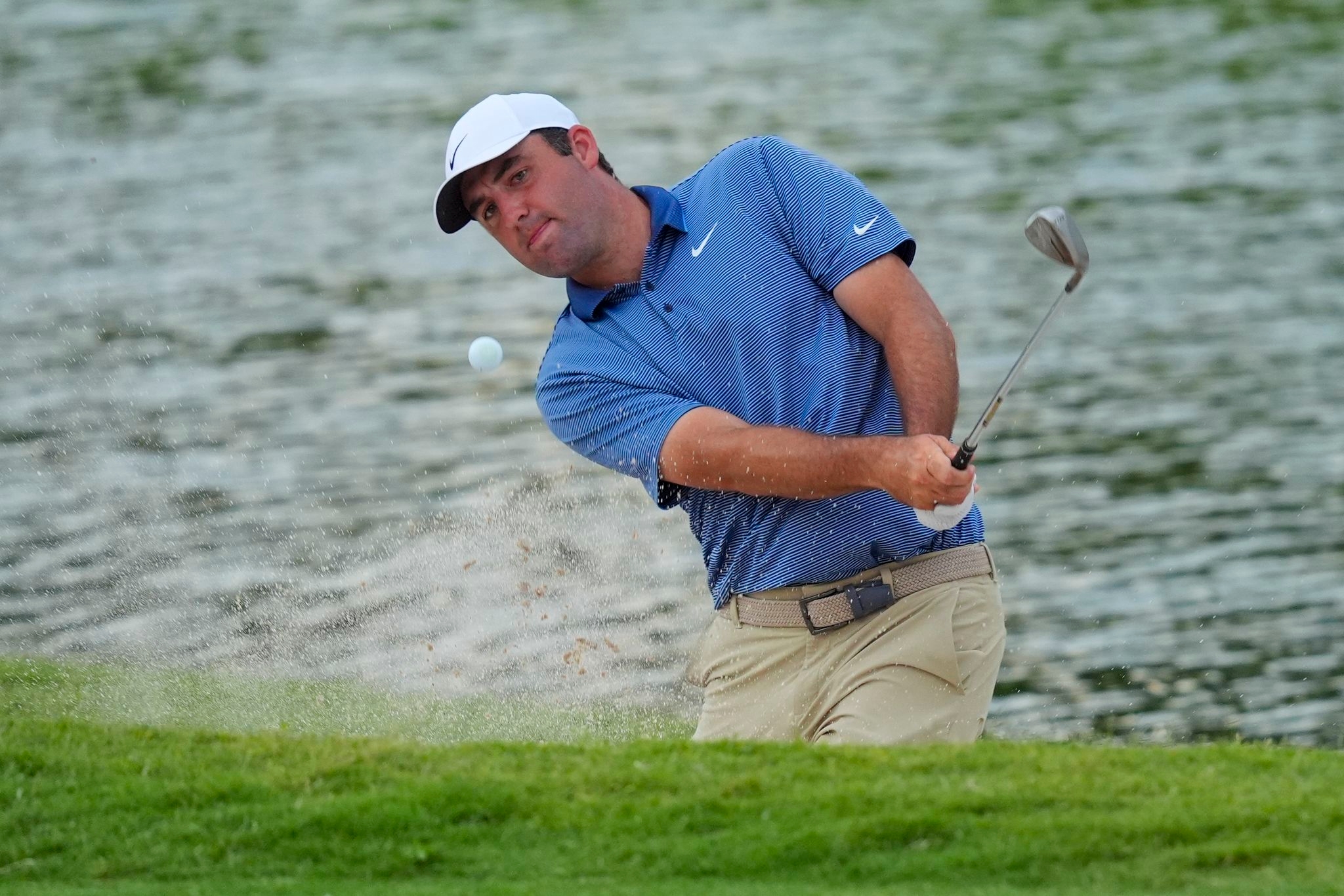 PGA champ Scottie Scheffler makes big move in 3rd round at Colonial before three late bogeys