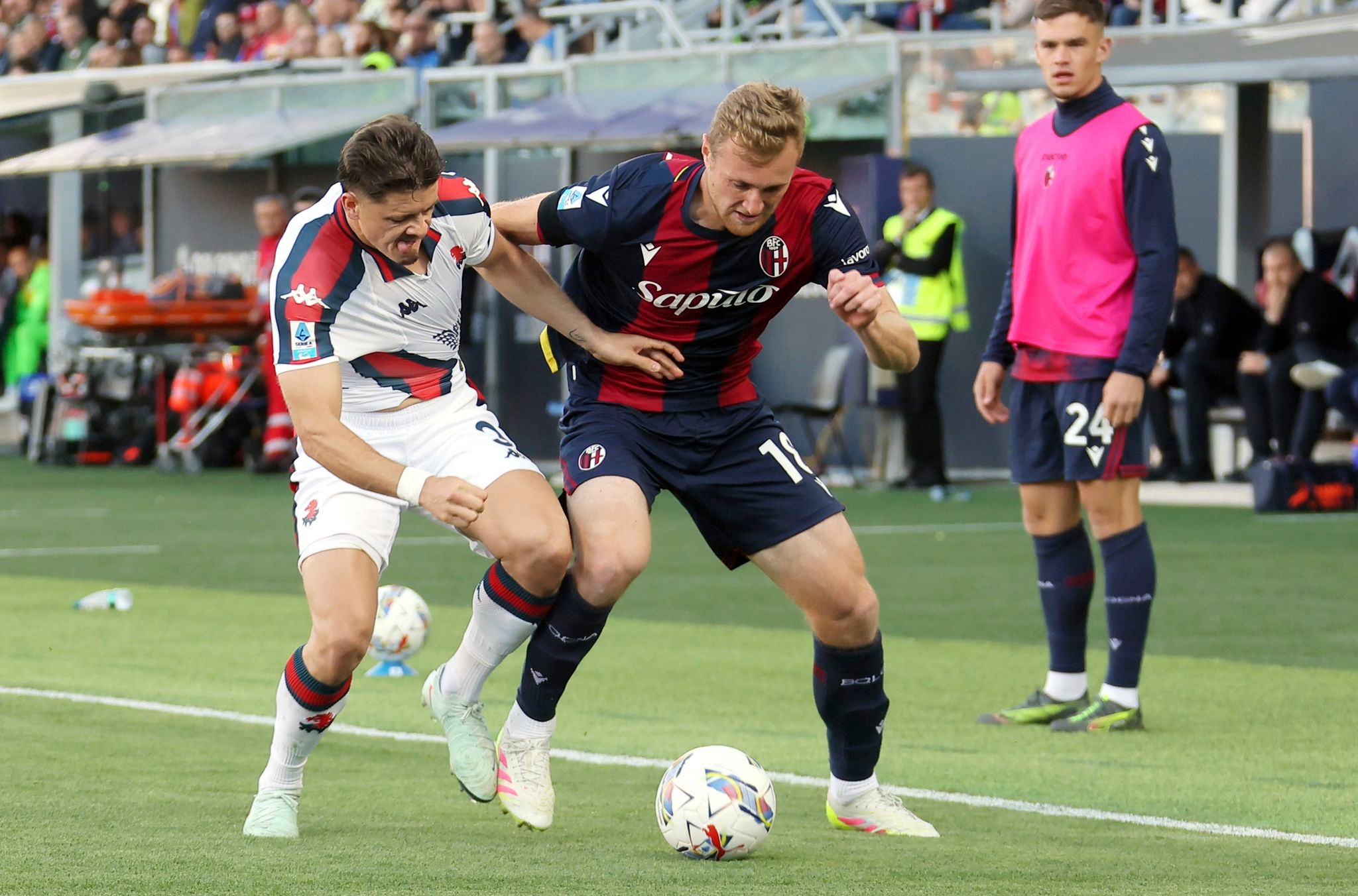 Genoa wins at Bologna with a brace from 18-year-old Venturino