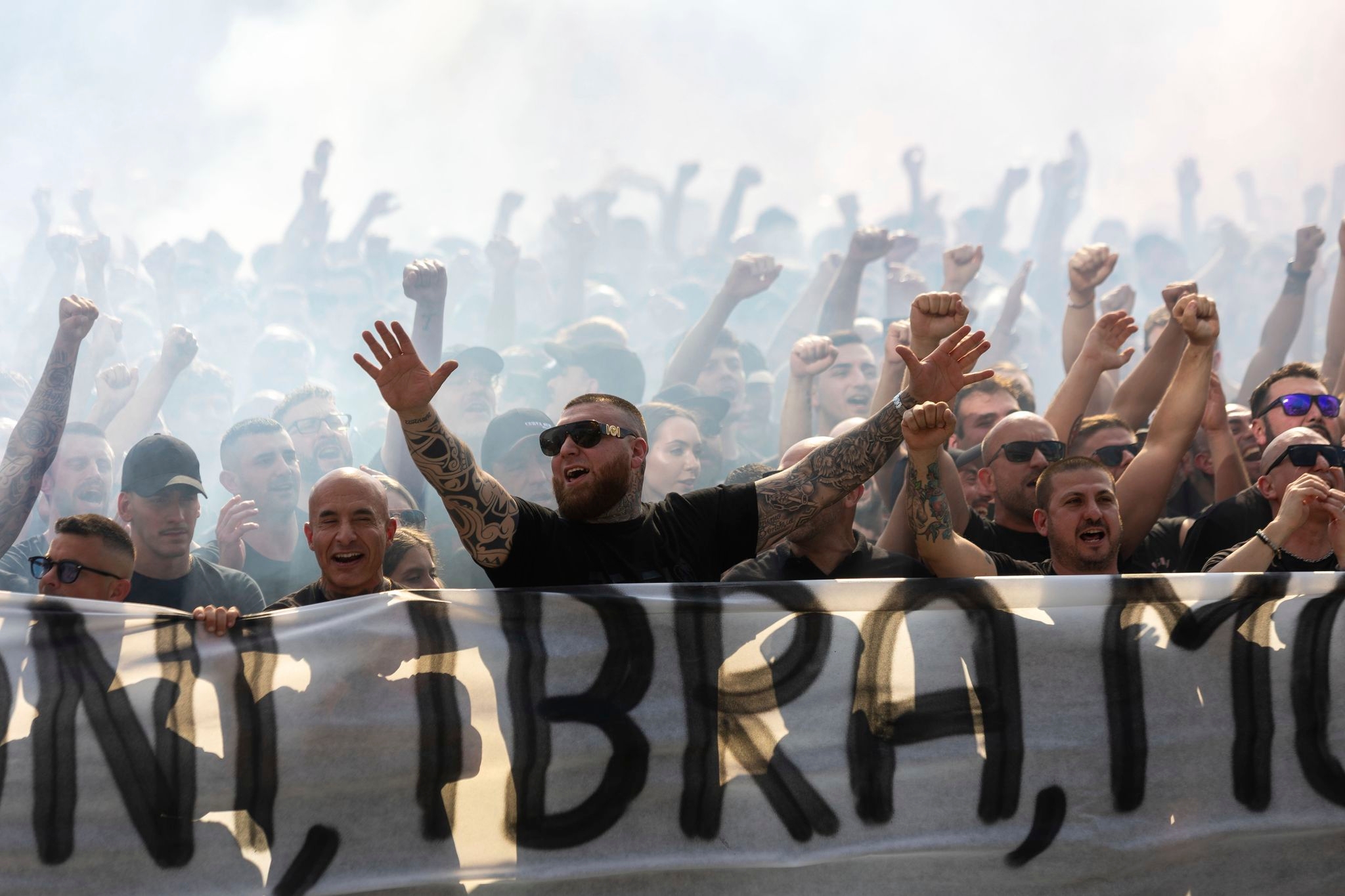 AC Milan supporters organize protests after disappointing season