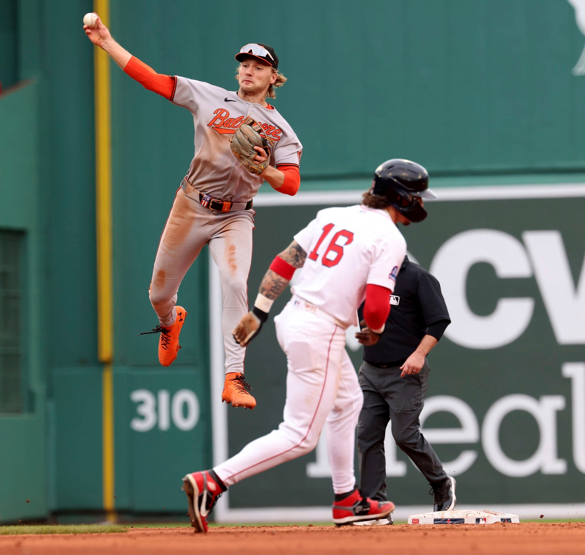 Ryan O'Hearn, Dylan Carlson homer as Orioles beat Red Sox 5-1 to salvage series split
