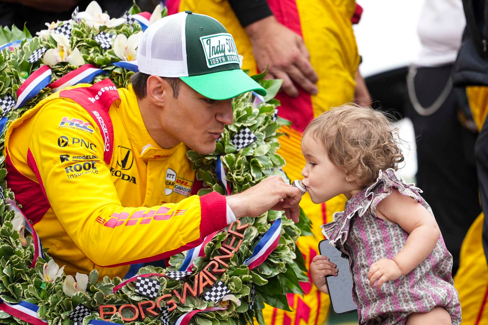 Pacers fans roar for new Indy 500 champ Alex Palou at Game 3 against Knicks