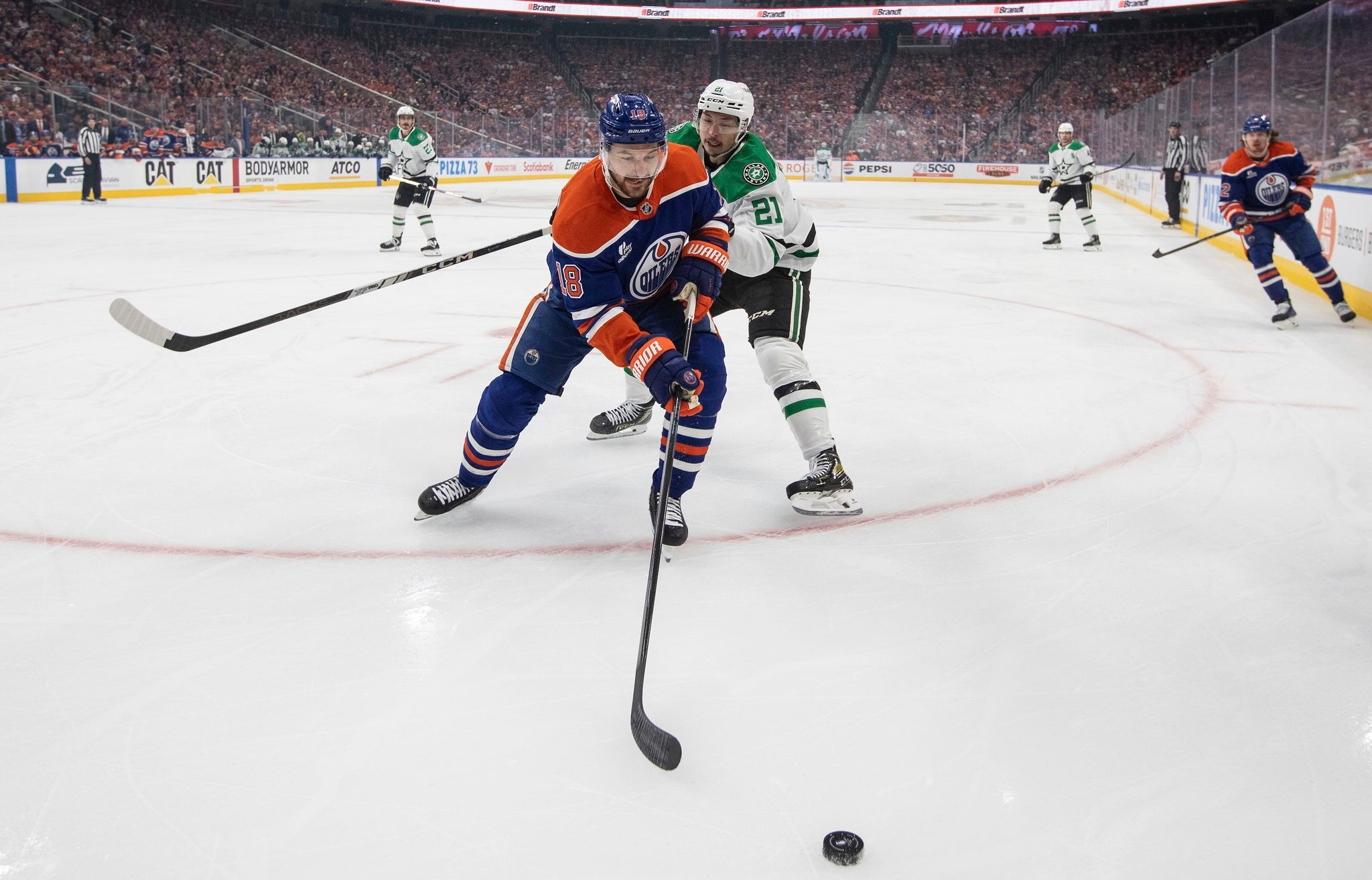 Oilers' Hyman says his right wrist was dislocated late last round, knocking him out of the playoffs