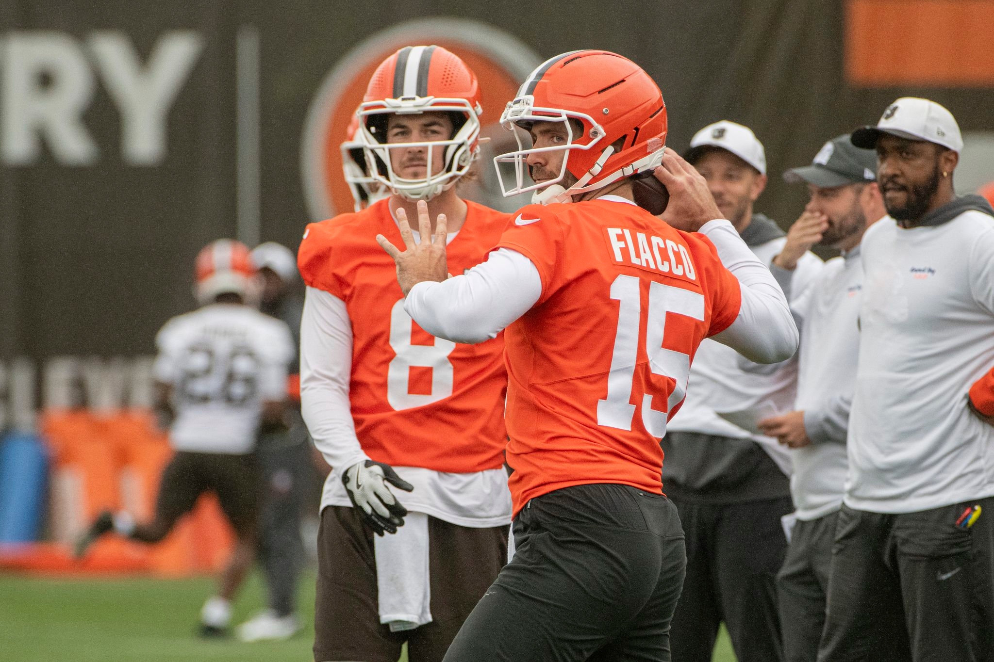 Pickett: Browns' QB competition not contentious