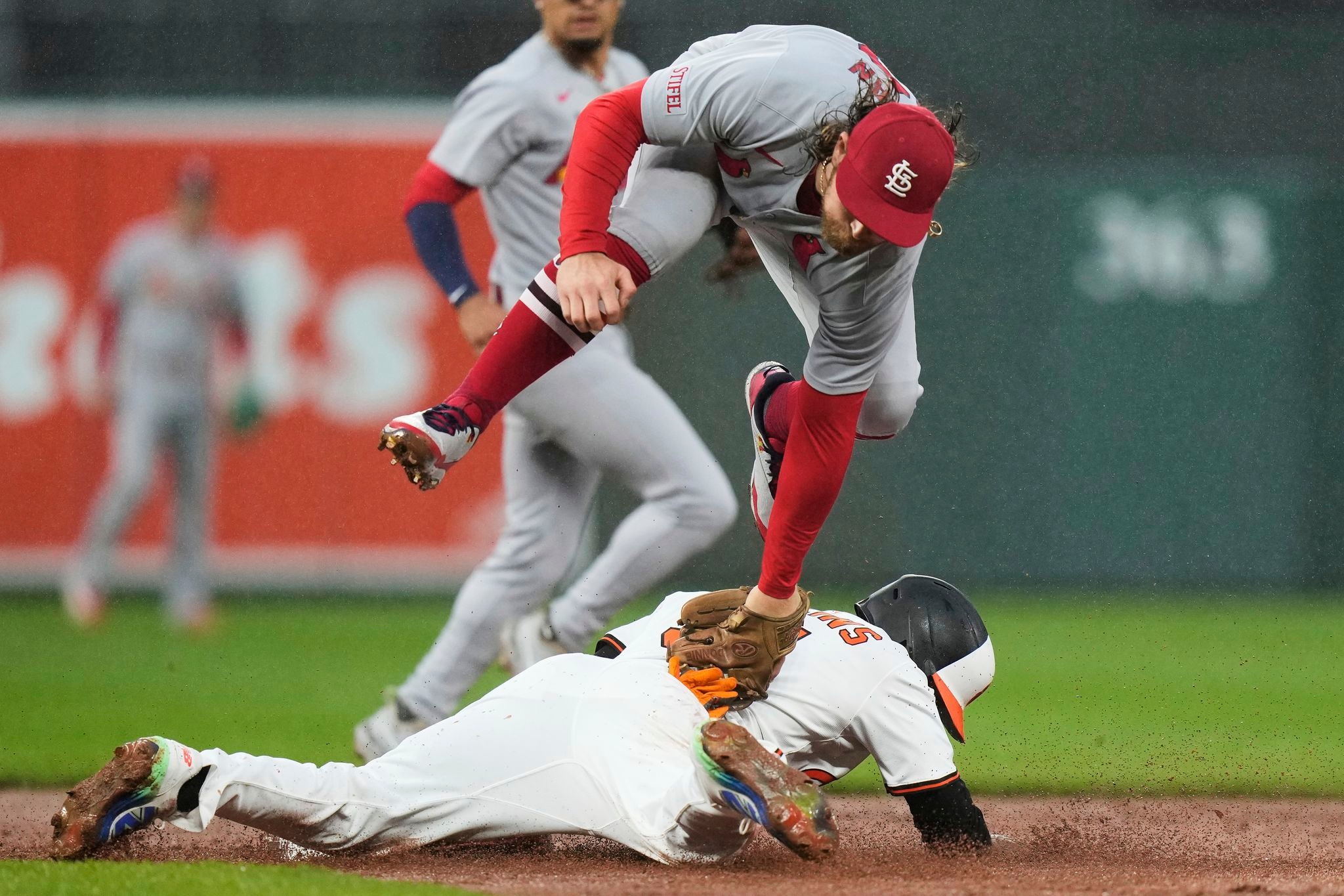 Orioles outfielder Cedric Mullins goes on 10-day IL with hamstring strain