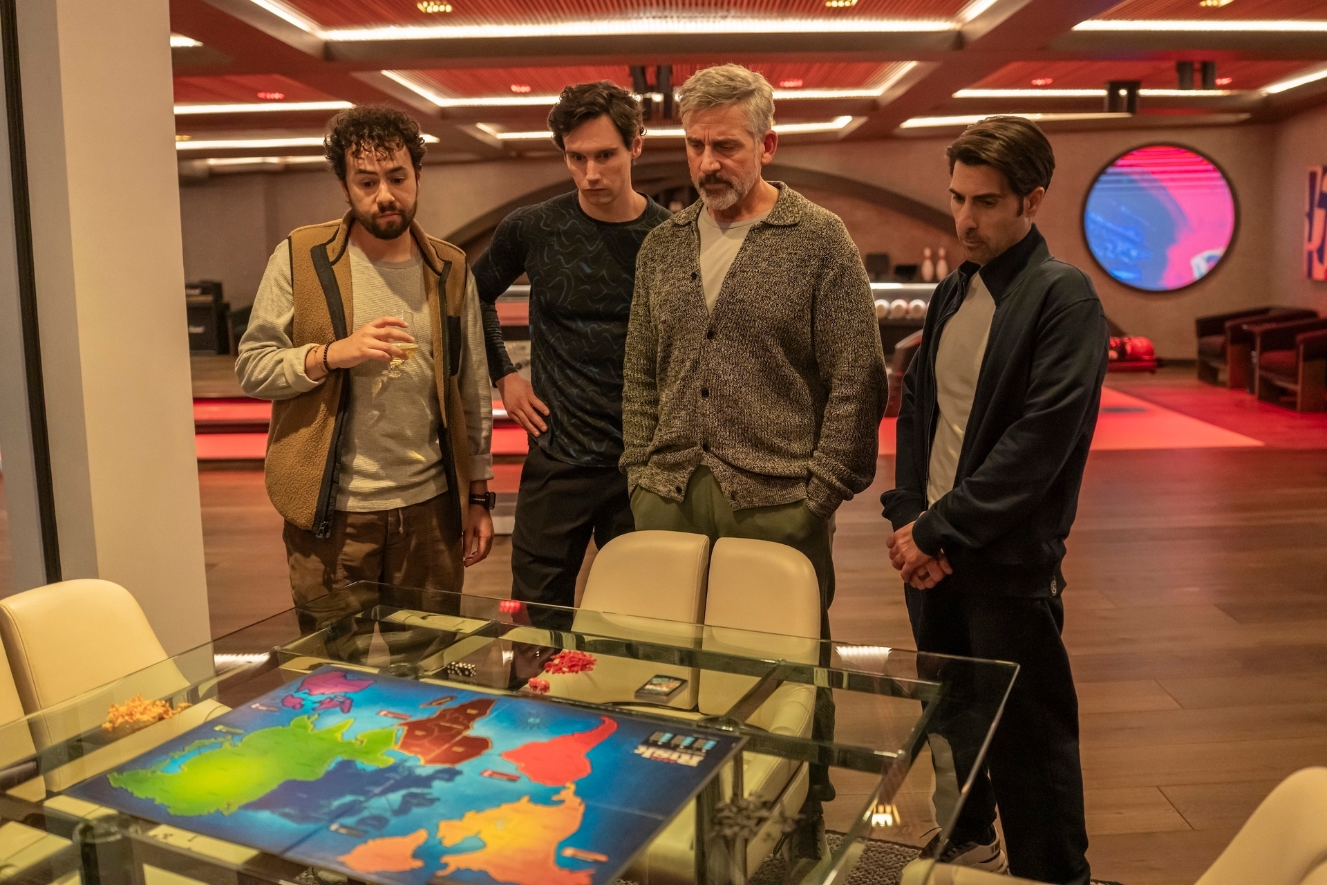 Movie Review: A tech bro-pocalypse in Jesse Armstrong's 'Mountainhead'