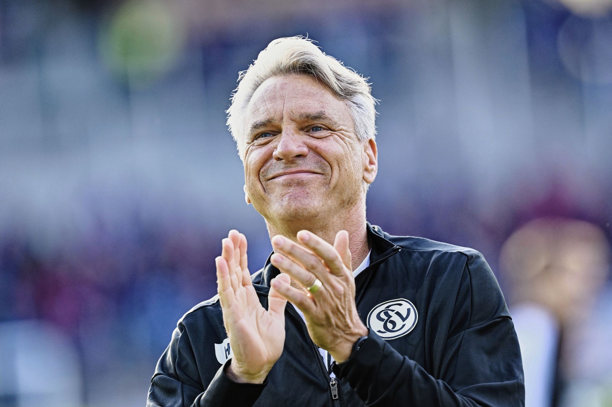 Werder Bremen presents new coach 2 days after firing predecessor for not extending his contract