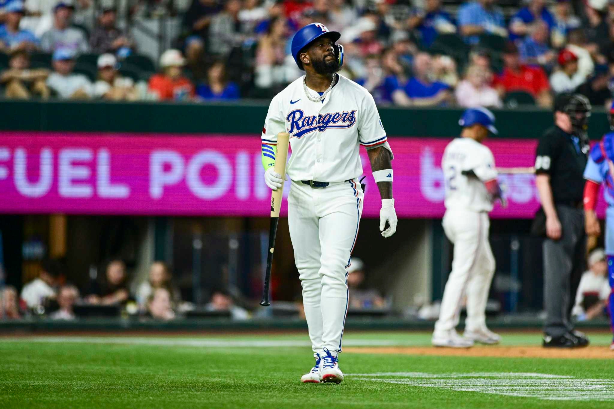 Slugger Adolis García sits again as Rangers look for him to make 'mechanical changes' at plate