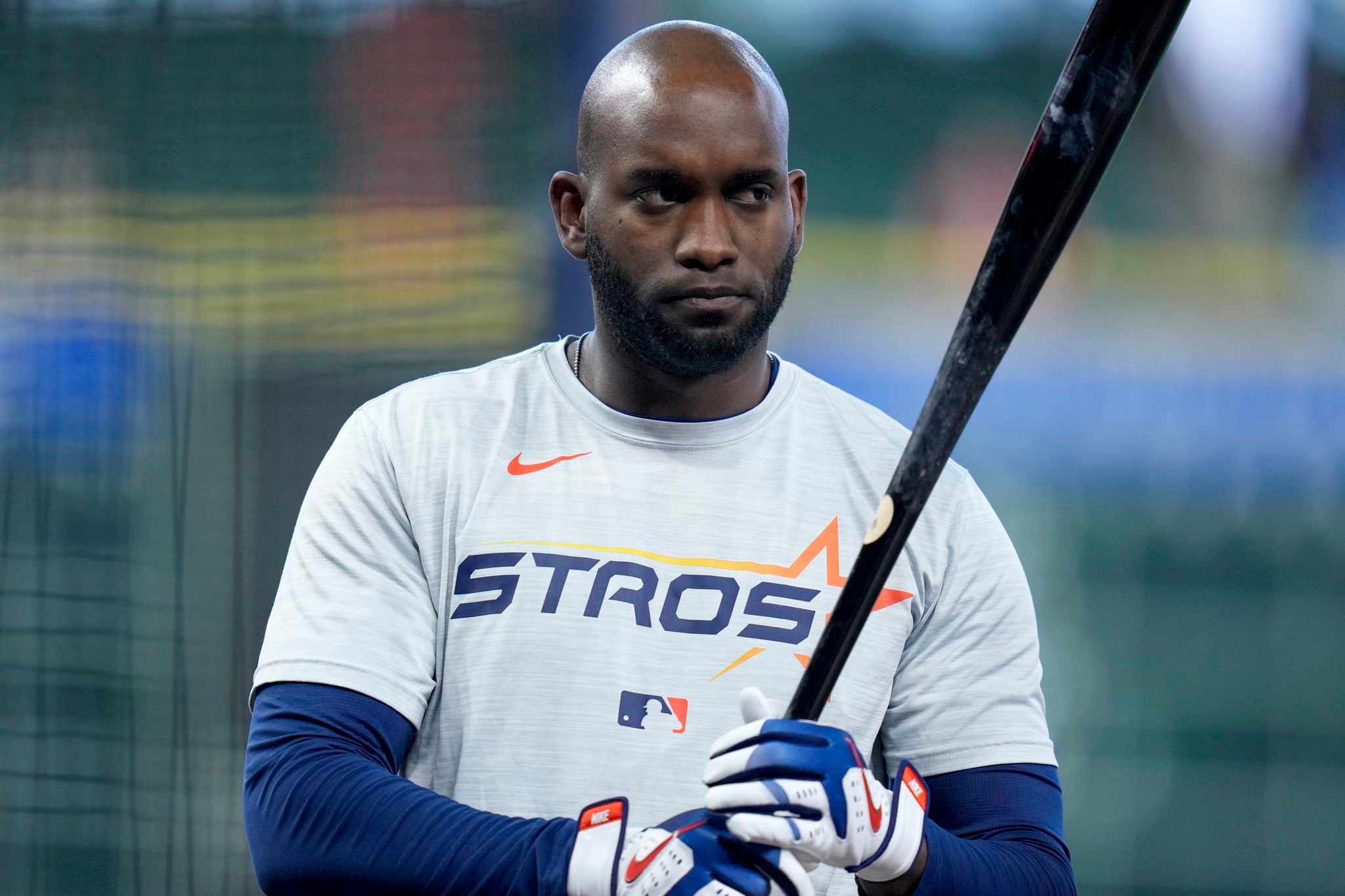 Astros' Yordan Alvarez 'really close' to returning after hand injury