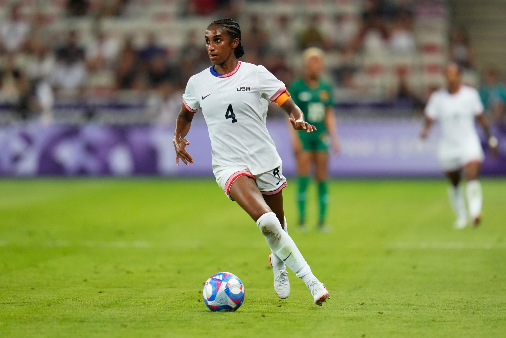 US defender Naomi Girma returns to the USWNT after an eventful year