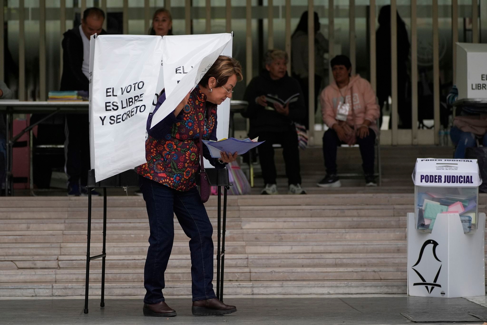 Mexico's first judicial elections are marked by low turnout, confusion and disillusionment