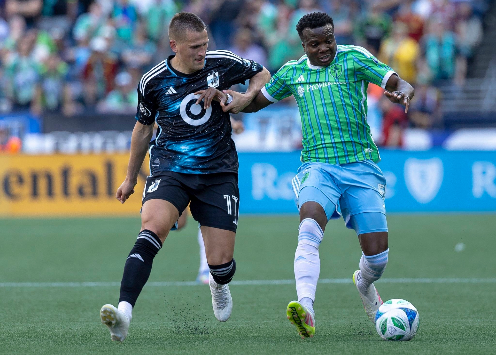 Seattle Sounders players wear T-shirts to protest Club World Cup prize money distribution
