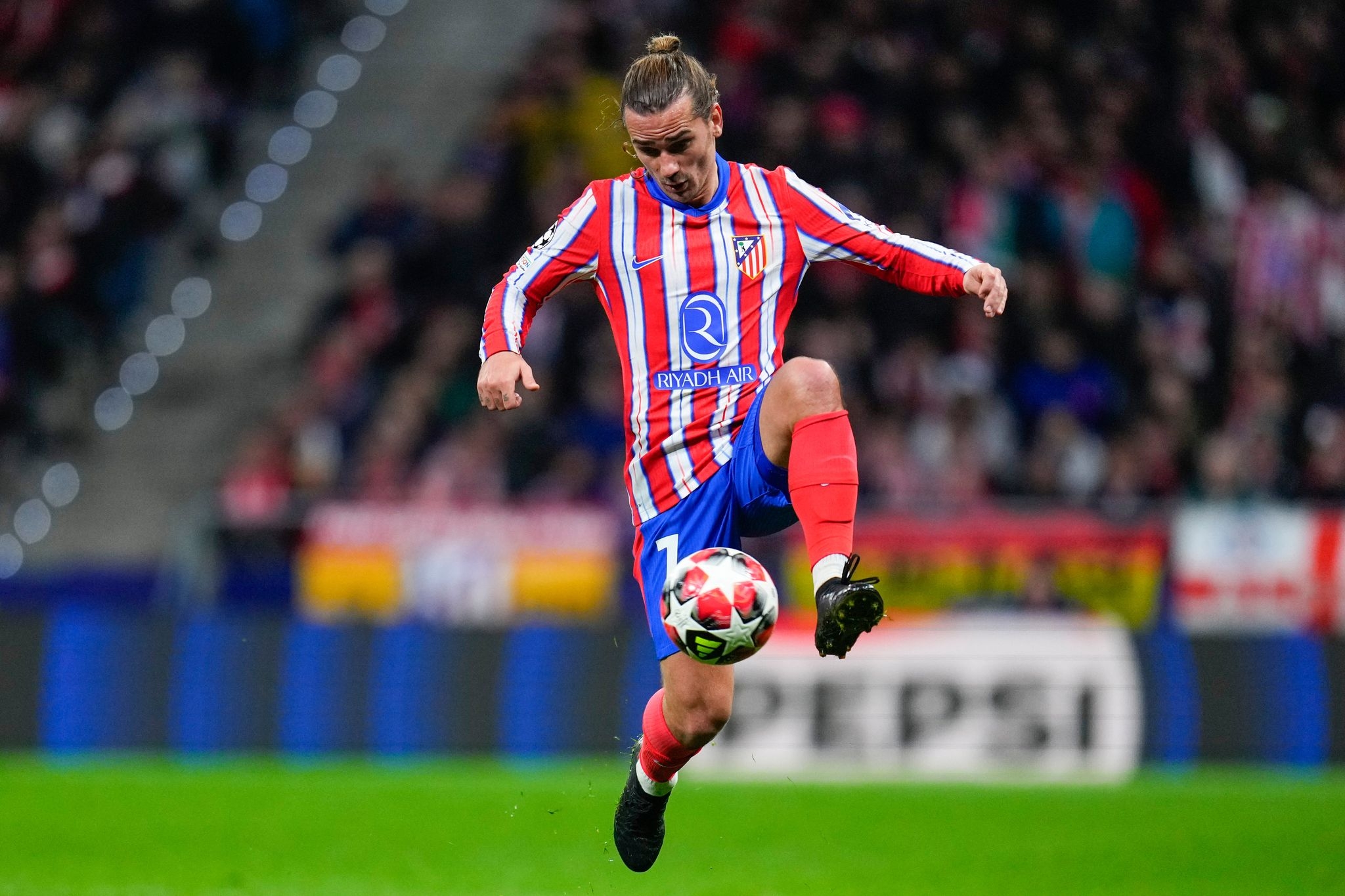 Antoine Griezmann signs contract extension at Atletico Madrid