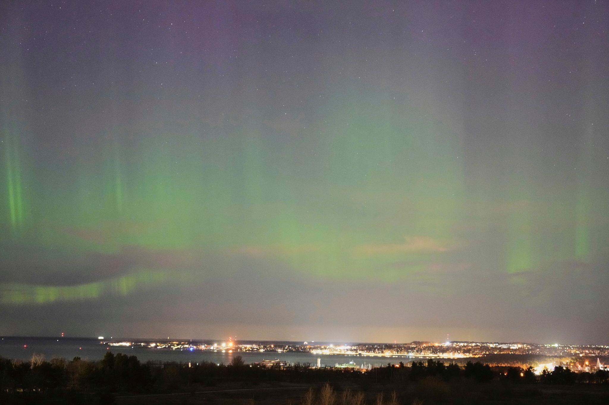 One Tech Tip: How to use your smartphone to photograph the Northern Lights