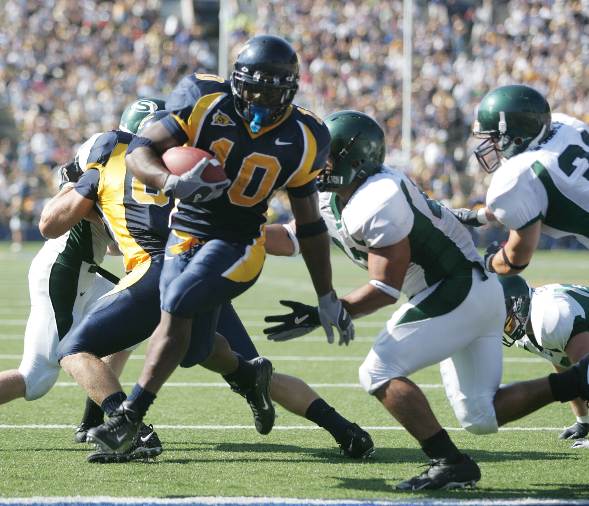 Marshawn Lynch, star running back at Cal, on College Football Hall of Fame ballot