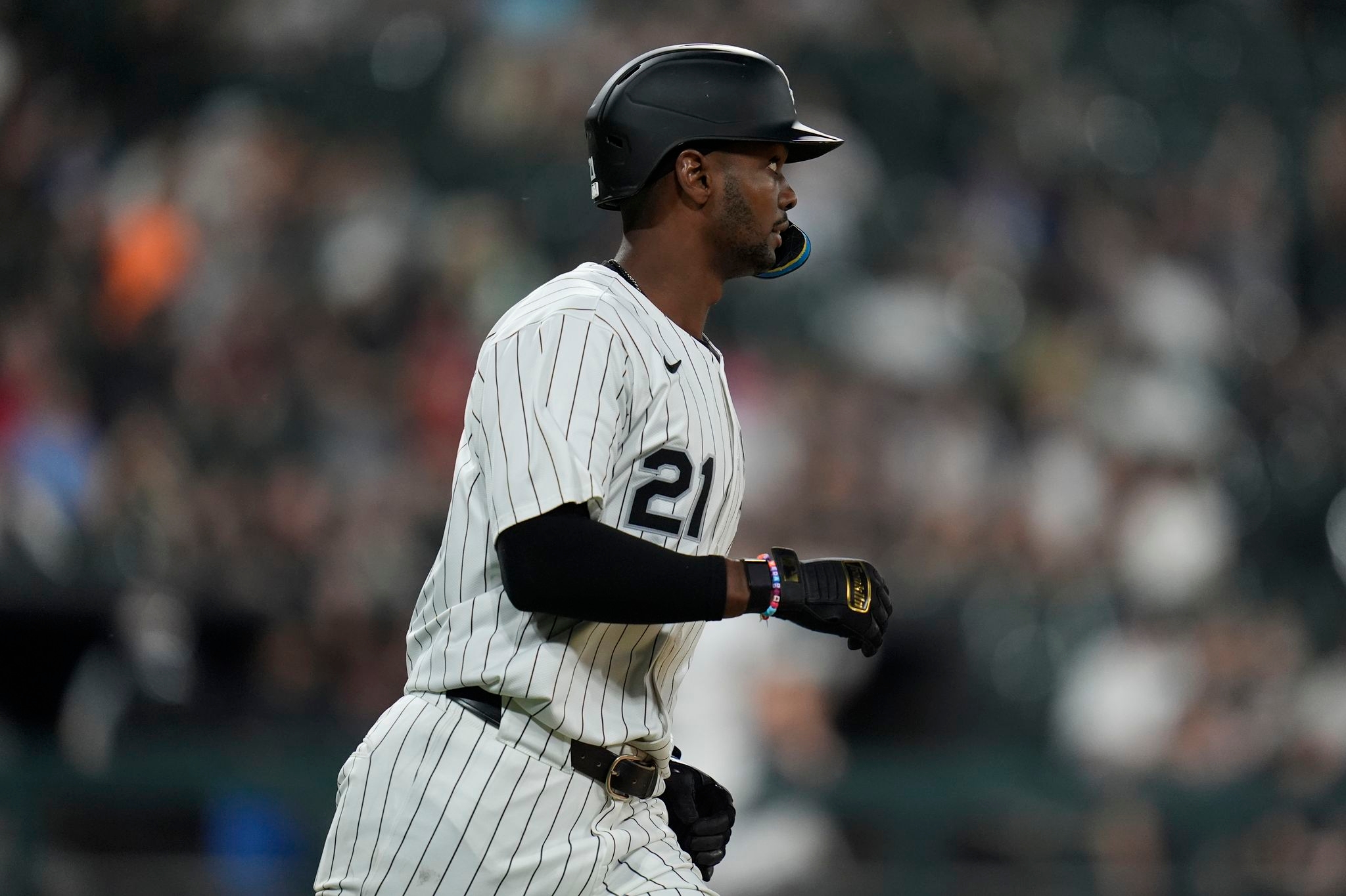 Smith and Taylor help the White Sox cool off the Tigers with an 8-1 victory